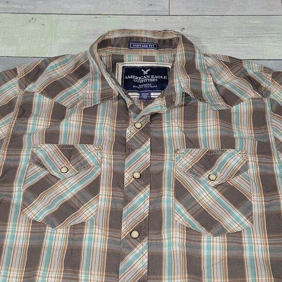 American Eagle Outfitters Pearl Snap Vintage Fit Shirt sz Medium - Picture 2 of 4